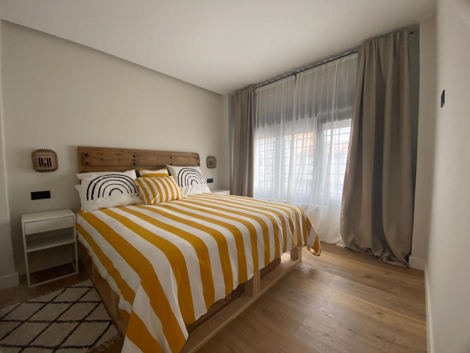 Cornelia Suites 01 ซานตานเดร์ ภายนอก รูปภาพ